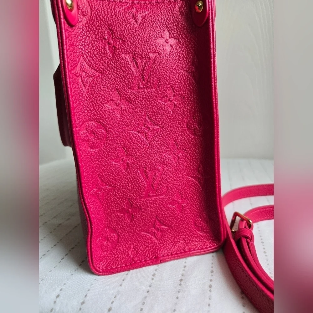 Louis Vuitton Onthego PM – Freesia Pink (Empreinte, Rare)
